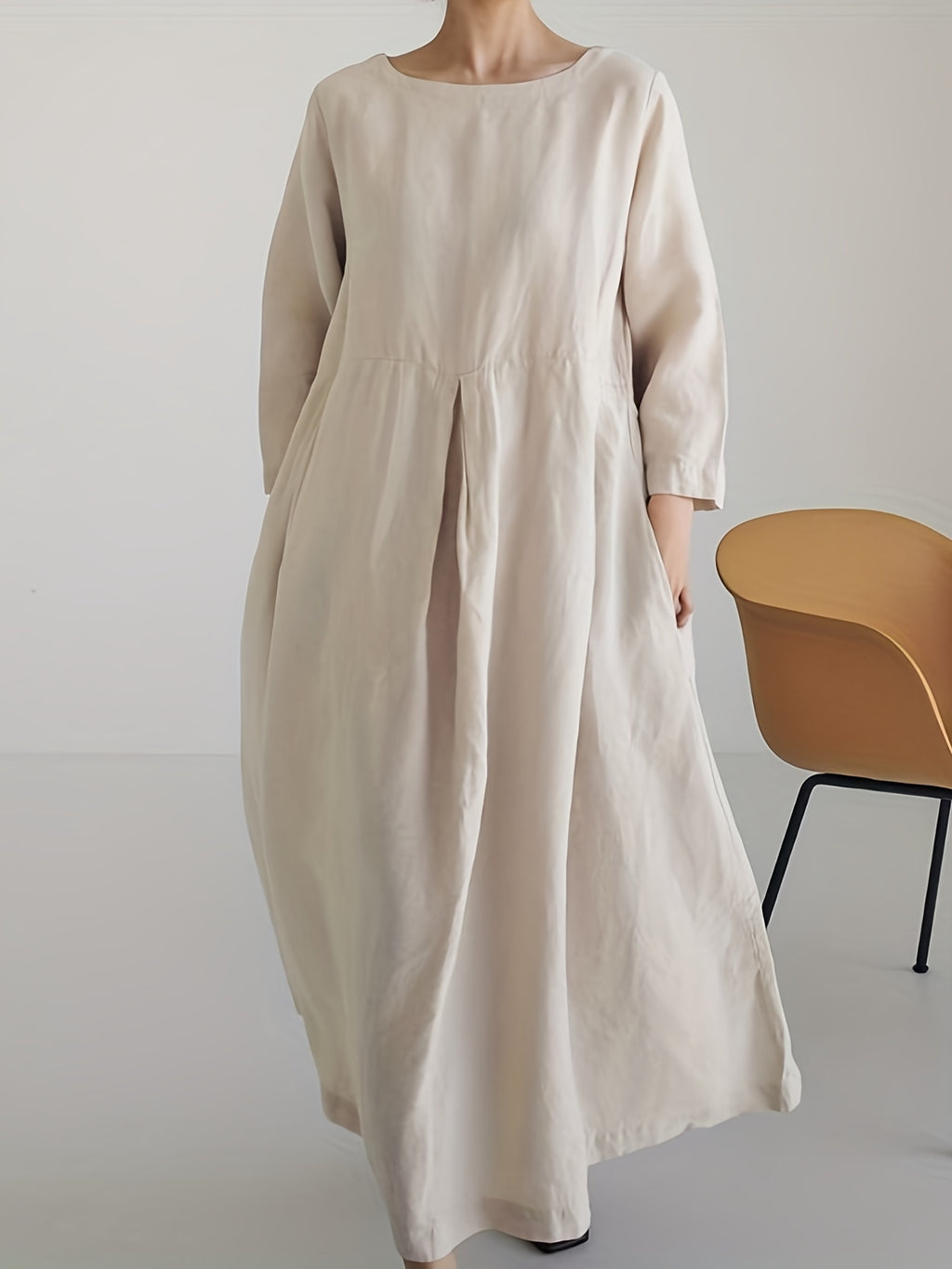 Chic Solid Maxi Dress with Pleated Hem
