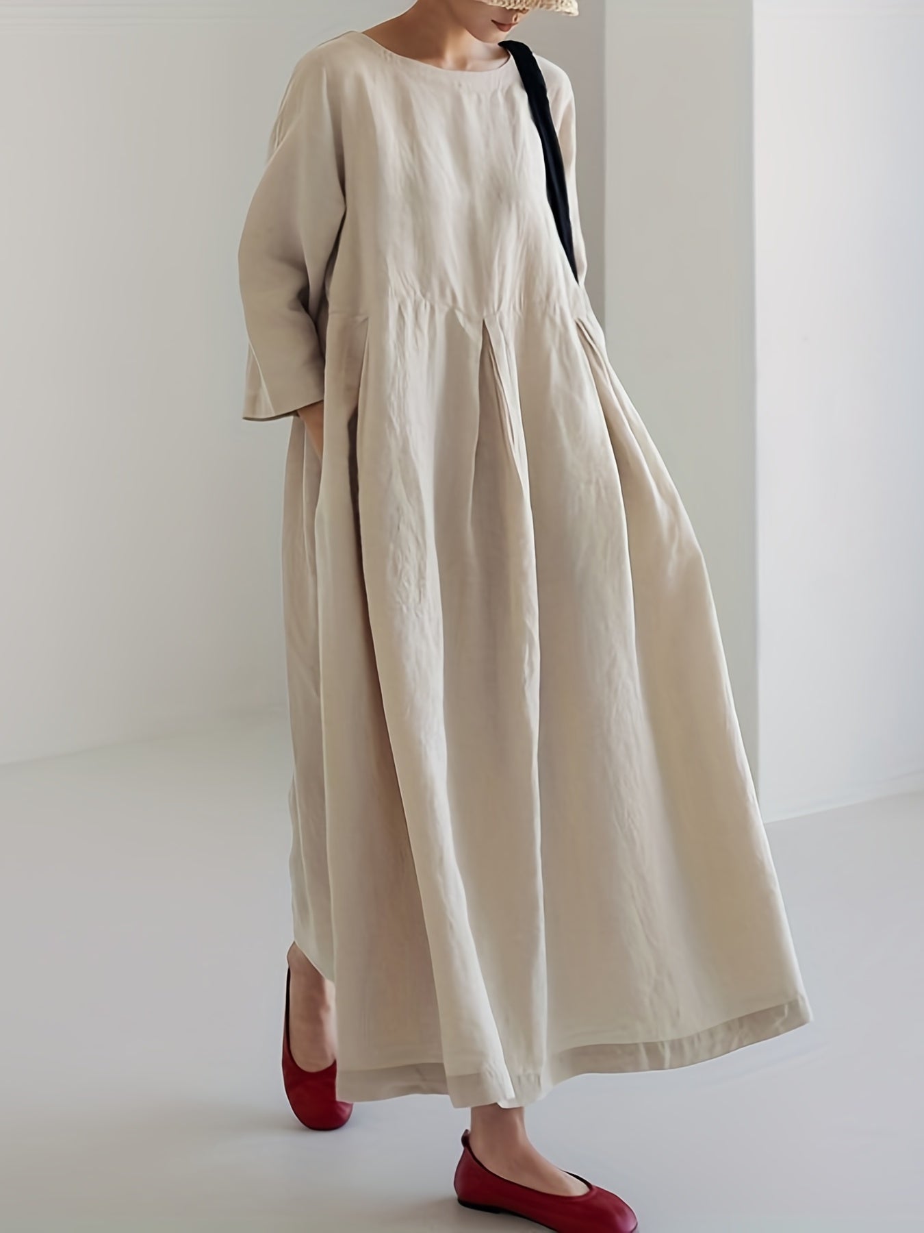 Chic Solid Maxi Dress with Pleated Hem