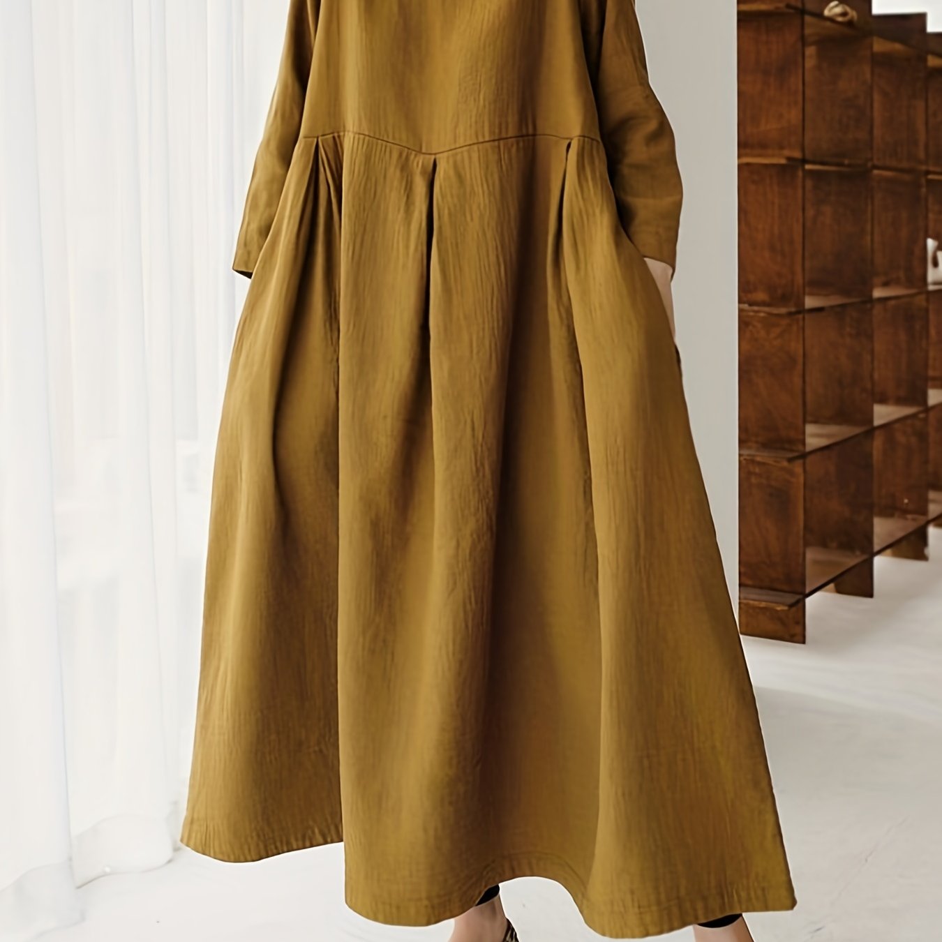 Chic Solid Maxi Dress with Pleated Hem