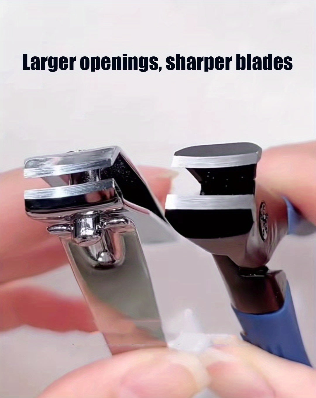 Professional Stainless Steel Nail Clippers with Anti-Splash Cover