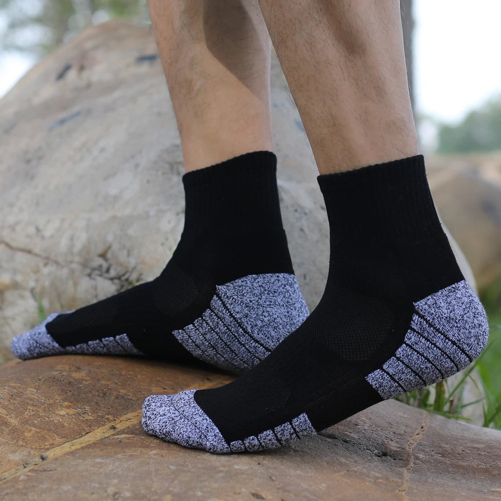Men Socks Cotton Breathable Mid-calf Socks