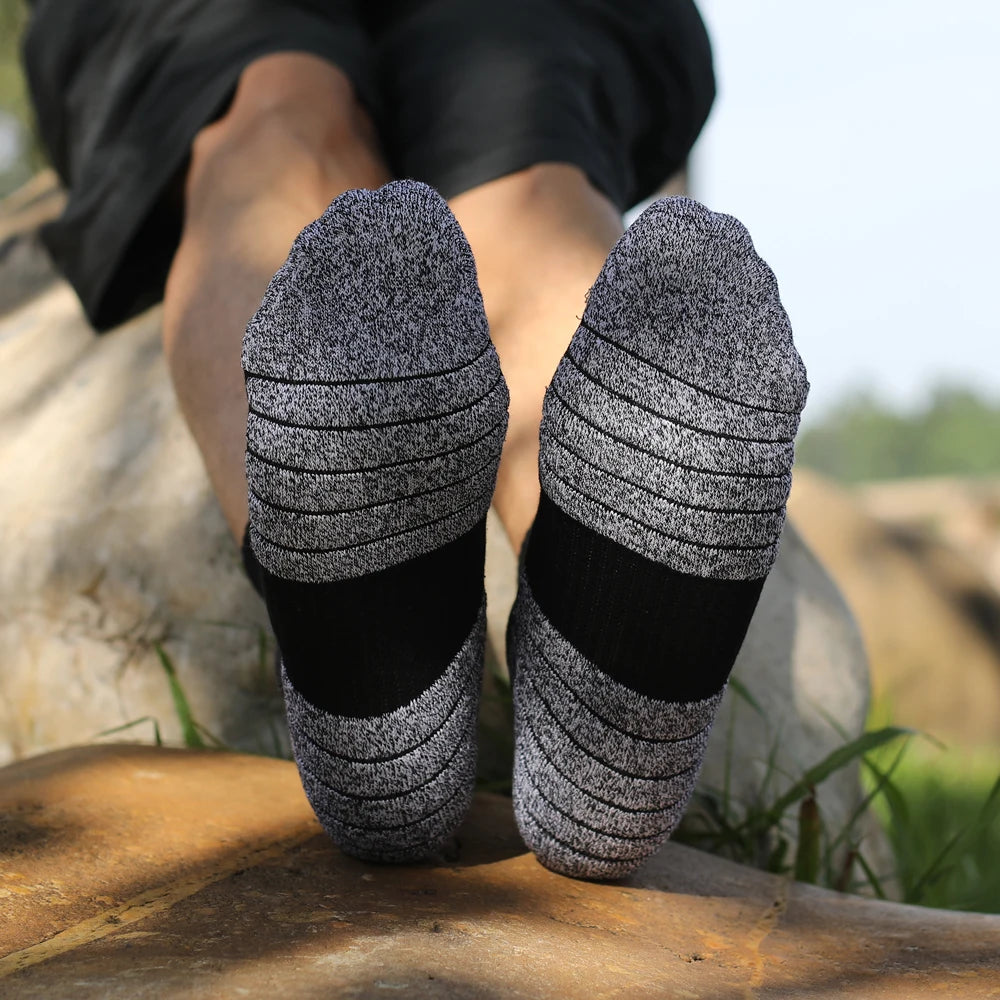 Men Socks Cotton Breathable Mid-calf Socks