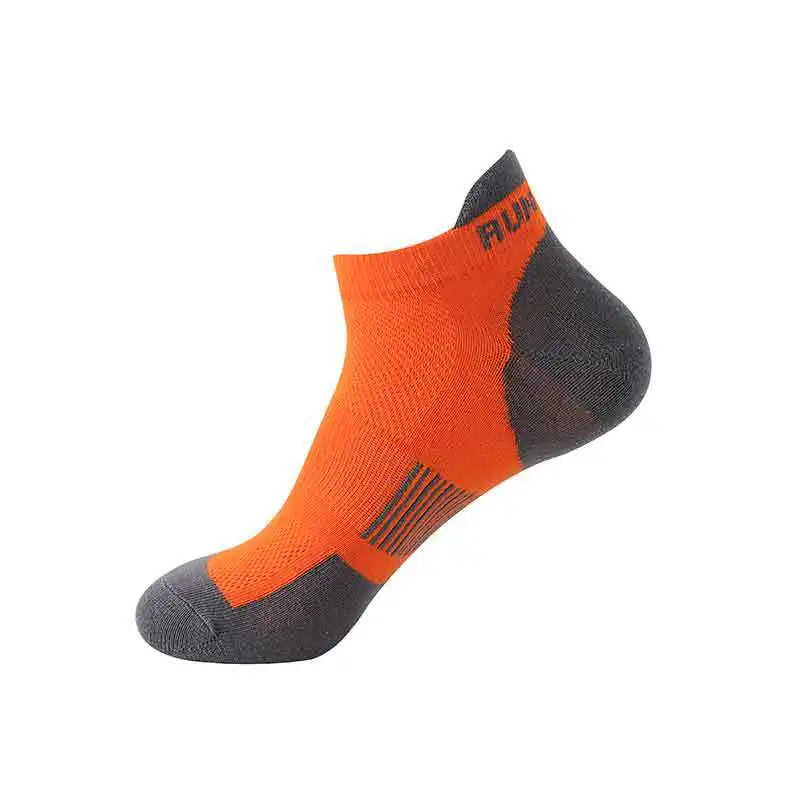 1/5 Pairs Fashionable New Casual and Comfortable Men's Short Socks