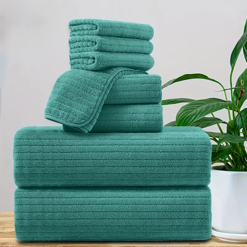8 Pcs Bath Towel Set - 4 Washcloths, 2 Face Towels & 2 Bath Towels