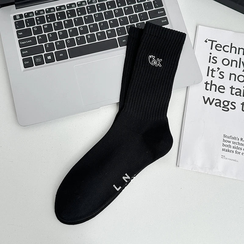 Men's Socks New Embroidery Fashion Solid Color