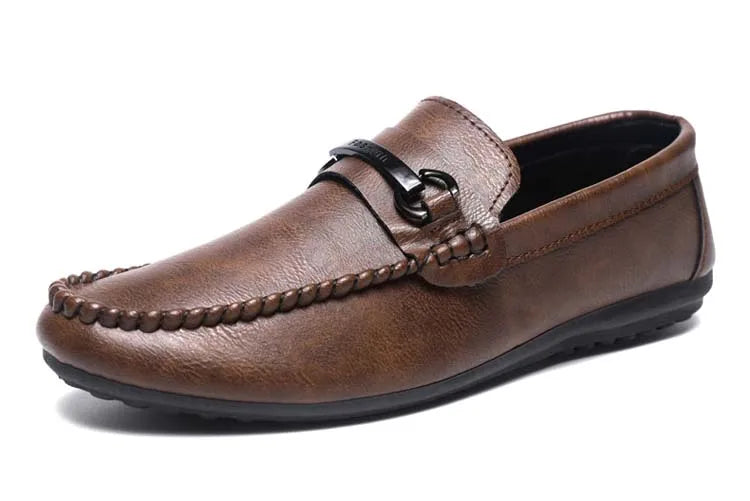 Breathable men's casual shoes
