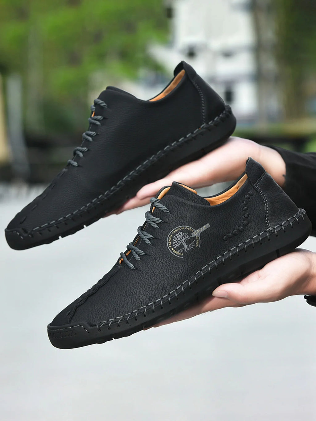 Men's Fashionable Retro Hand-Stitched Casual Shoes