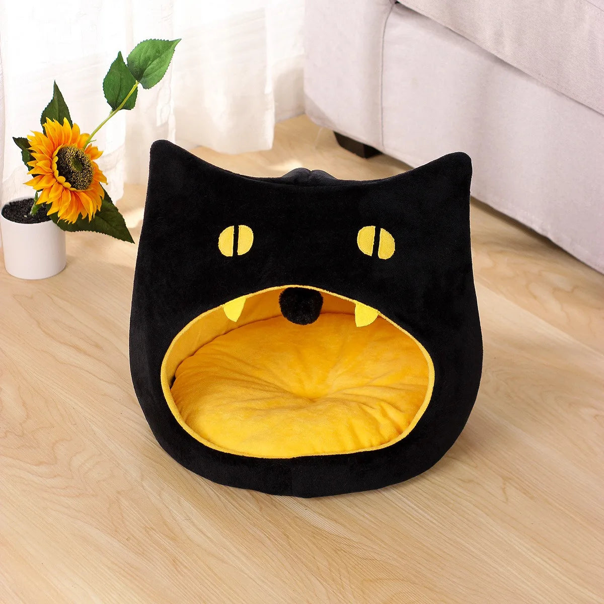 Cats Bed Halloween scarry cat