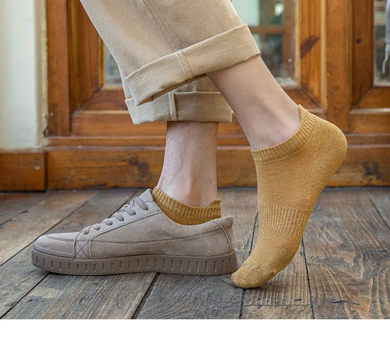 Mens Sport Socks Casual Fashion Solid Color