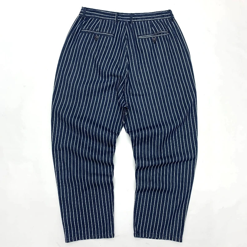 Striped slacks Loose straight
