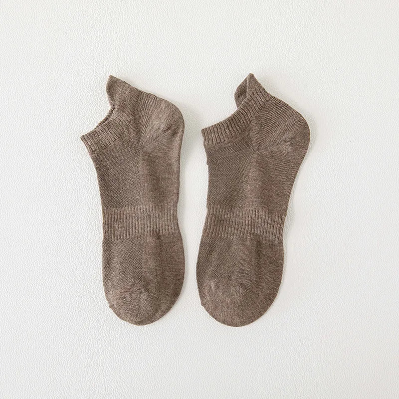 Mens Sport Socks Casual Fashion Solid Color