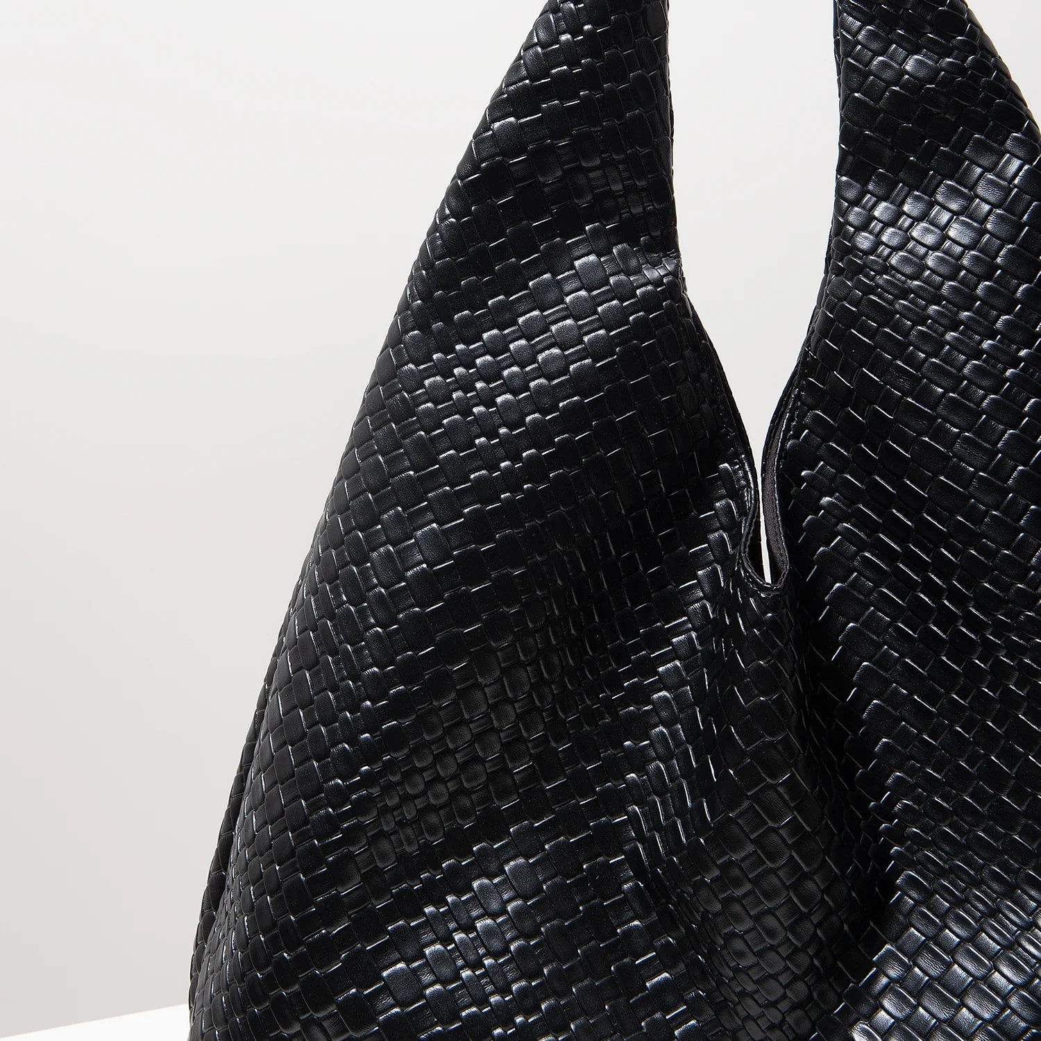Minimalist Retro Hobo Bag for Women