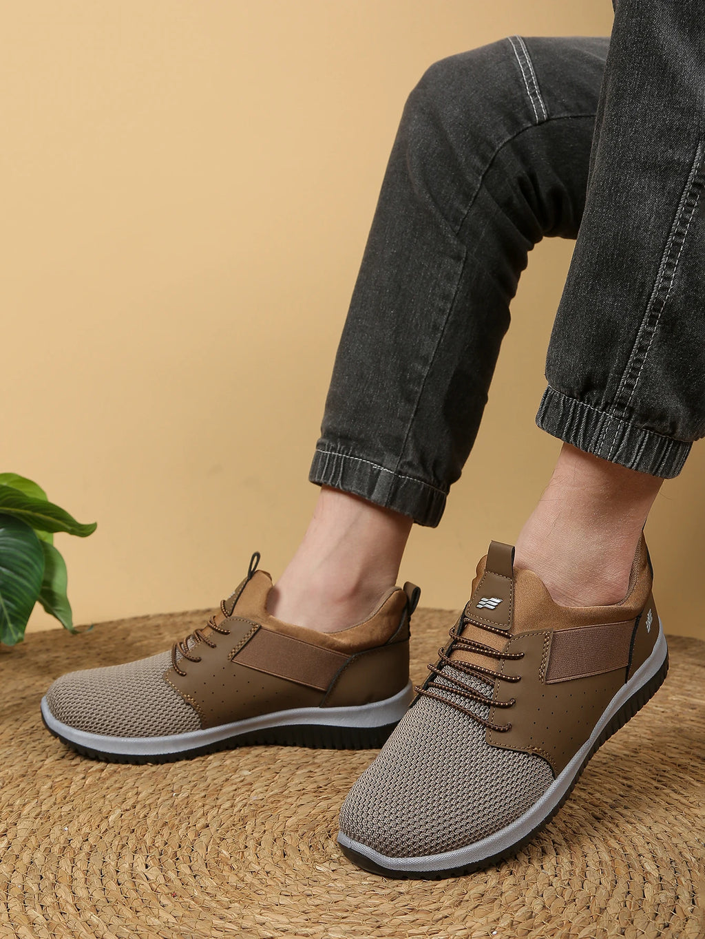 Men's casual shoes, unique and stylish design
