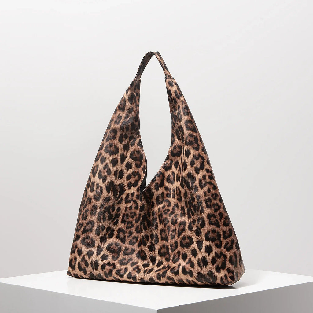 Minimalist Retro Hobo Bag for Women