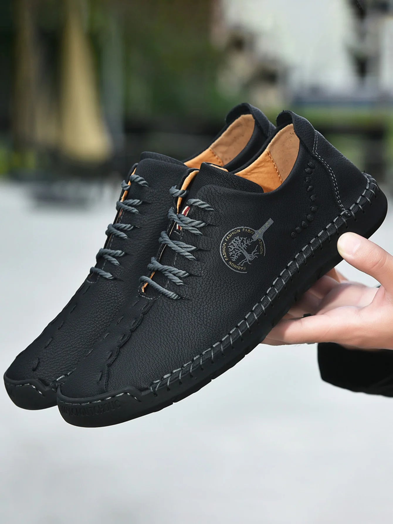 Men's Fashionable Retro Hand-Stitched Casual Shoes