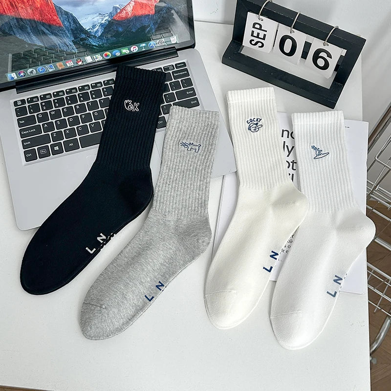 Men's Socks New Embroidery Fashion Solid Color