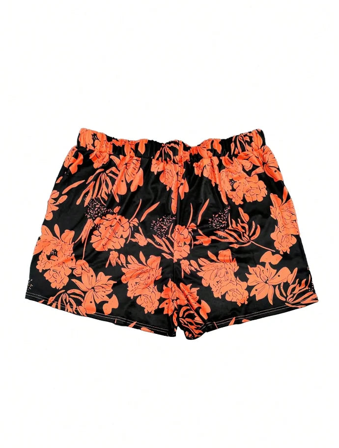 Plus Size 1XL-5XL Women's Fashion 2-piece Short Sleeved T-shirt and Printed Shorts Set