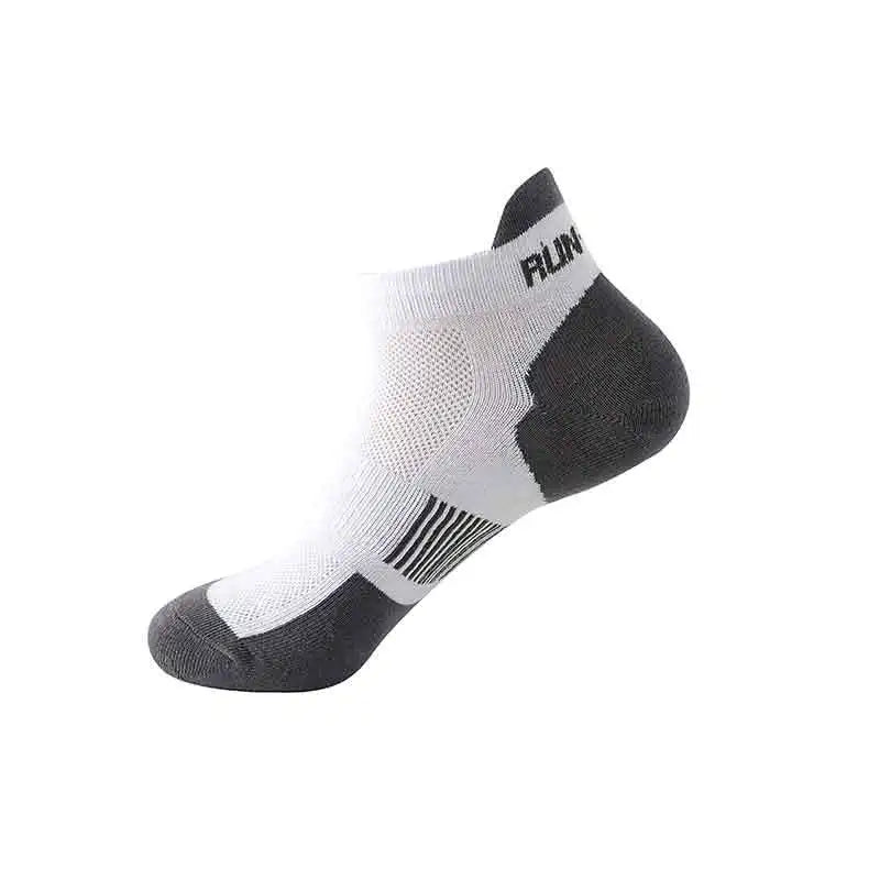 1/5 Pairs Fashionable New Casual and Comfortable Men's Short Socks