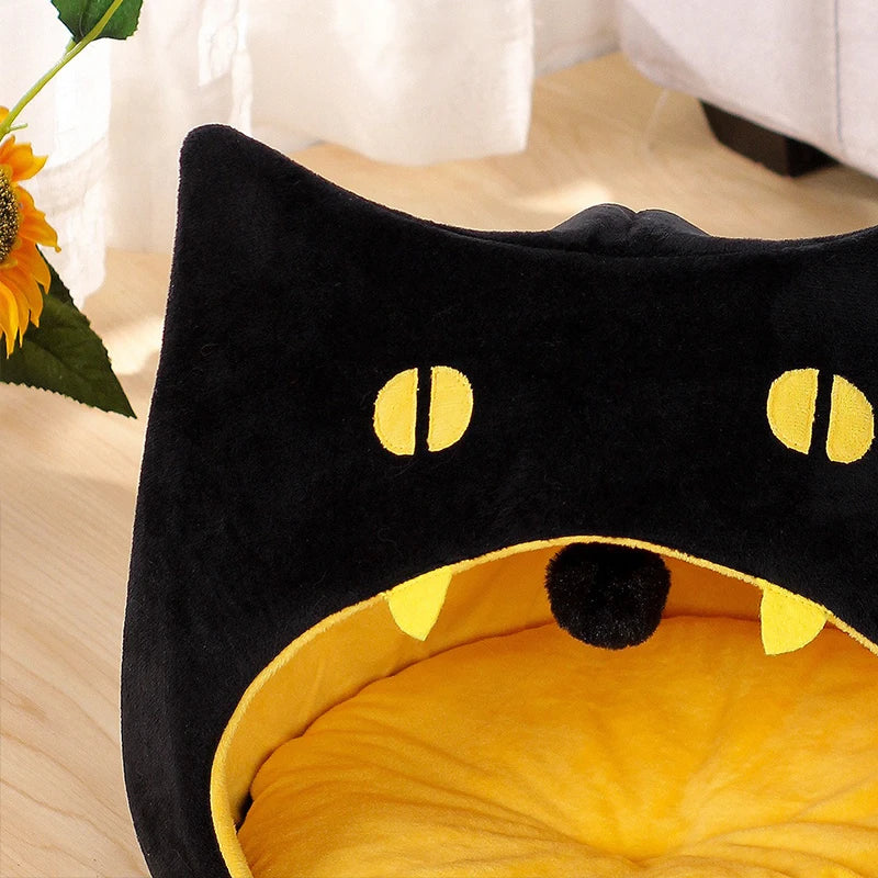 Cats Bed Halloween scarry cat
