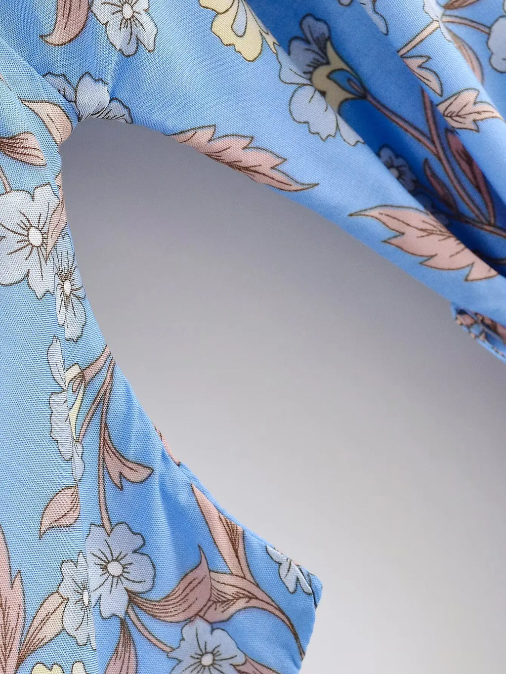 BOHO Women Light Blue Contrast Floral Print Kimono Shirt