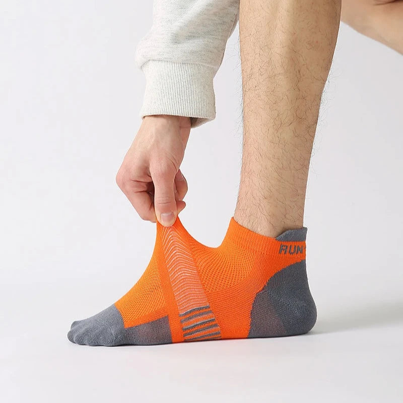 1/5 Pairs Fashionable New Casual and Comfortable Men's Short Socks