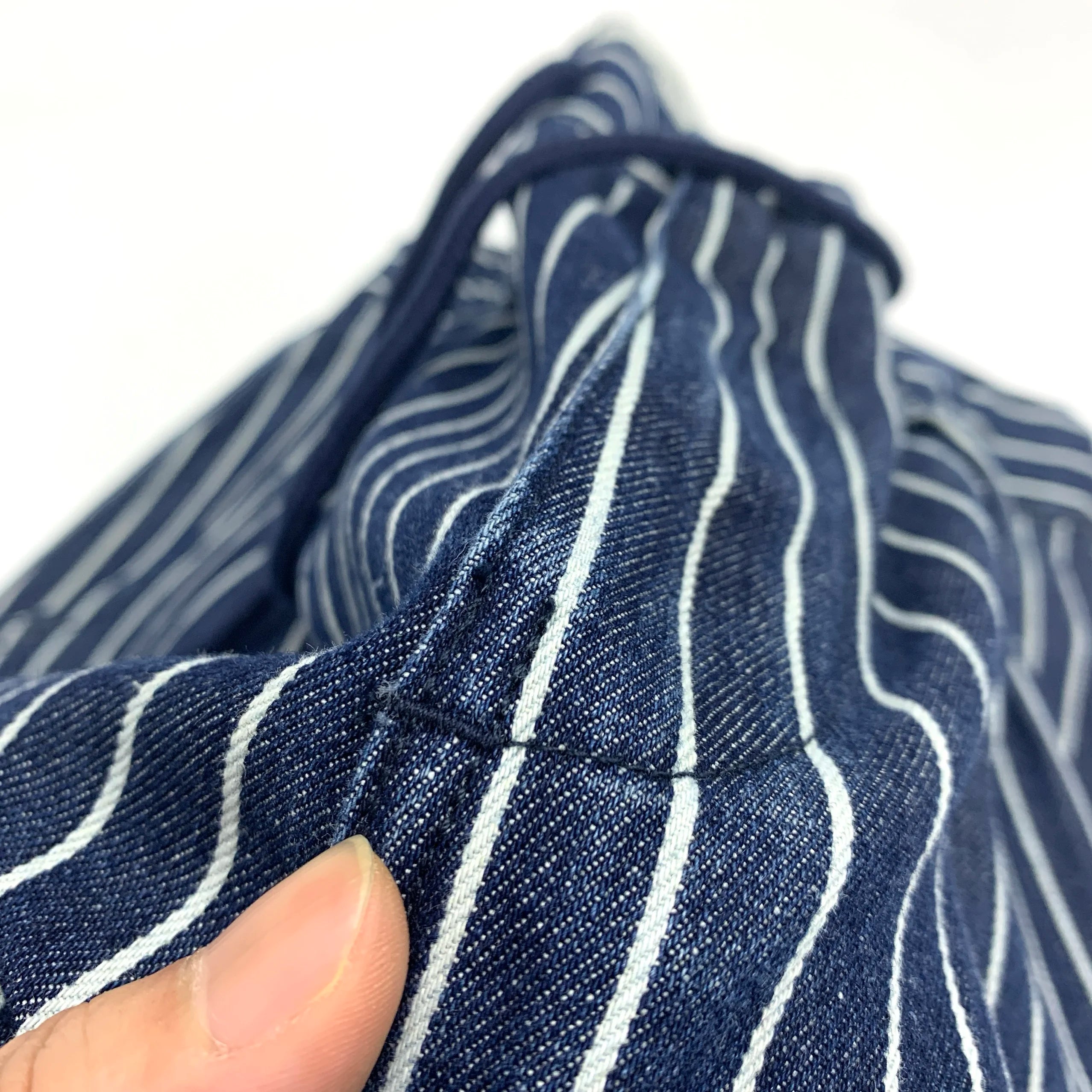 Striped slacks Loose straight