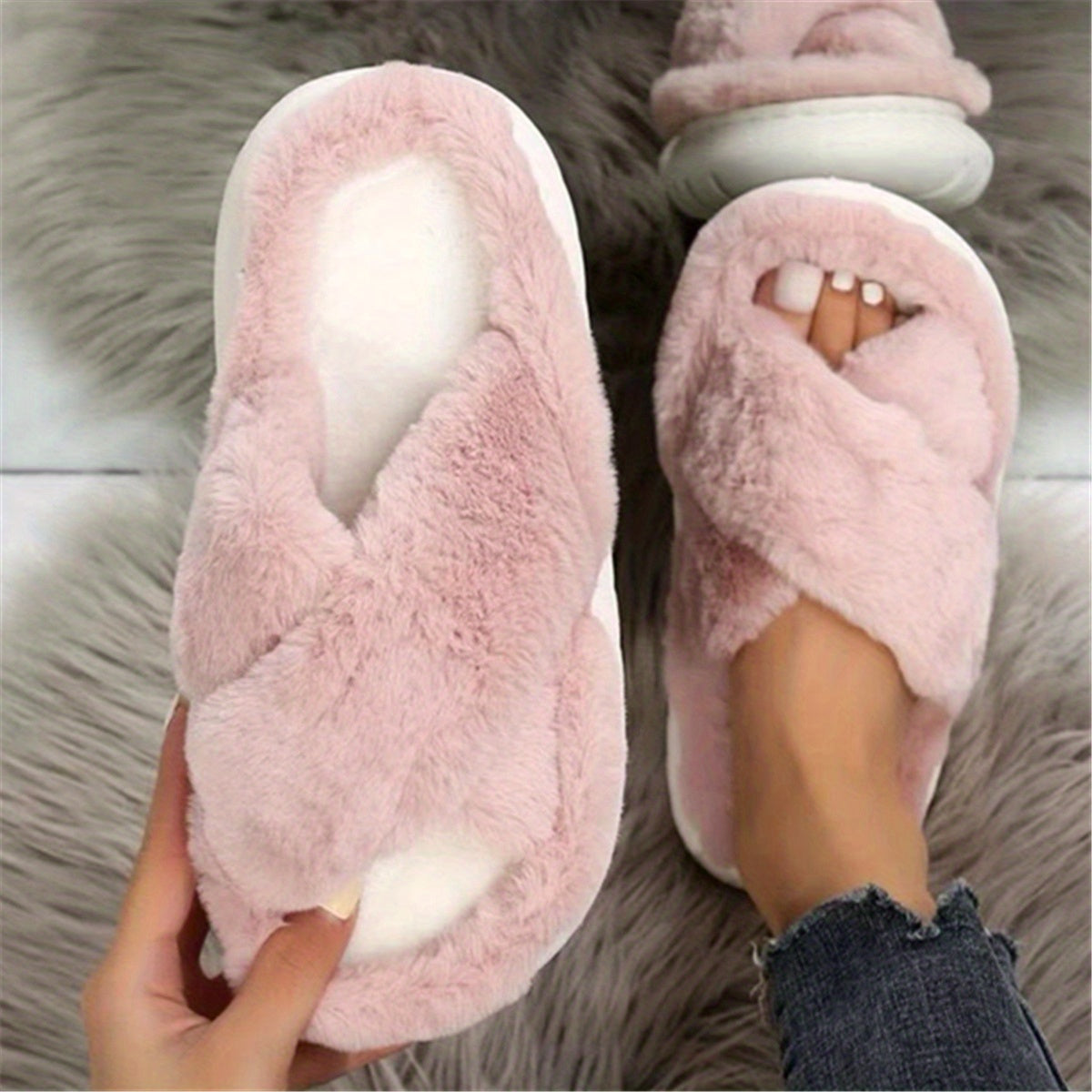 Women'S Plush Faux Fur Slippers with Thick EVA Sole
