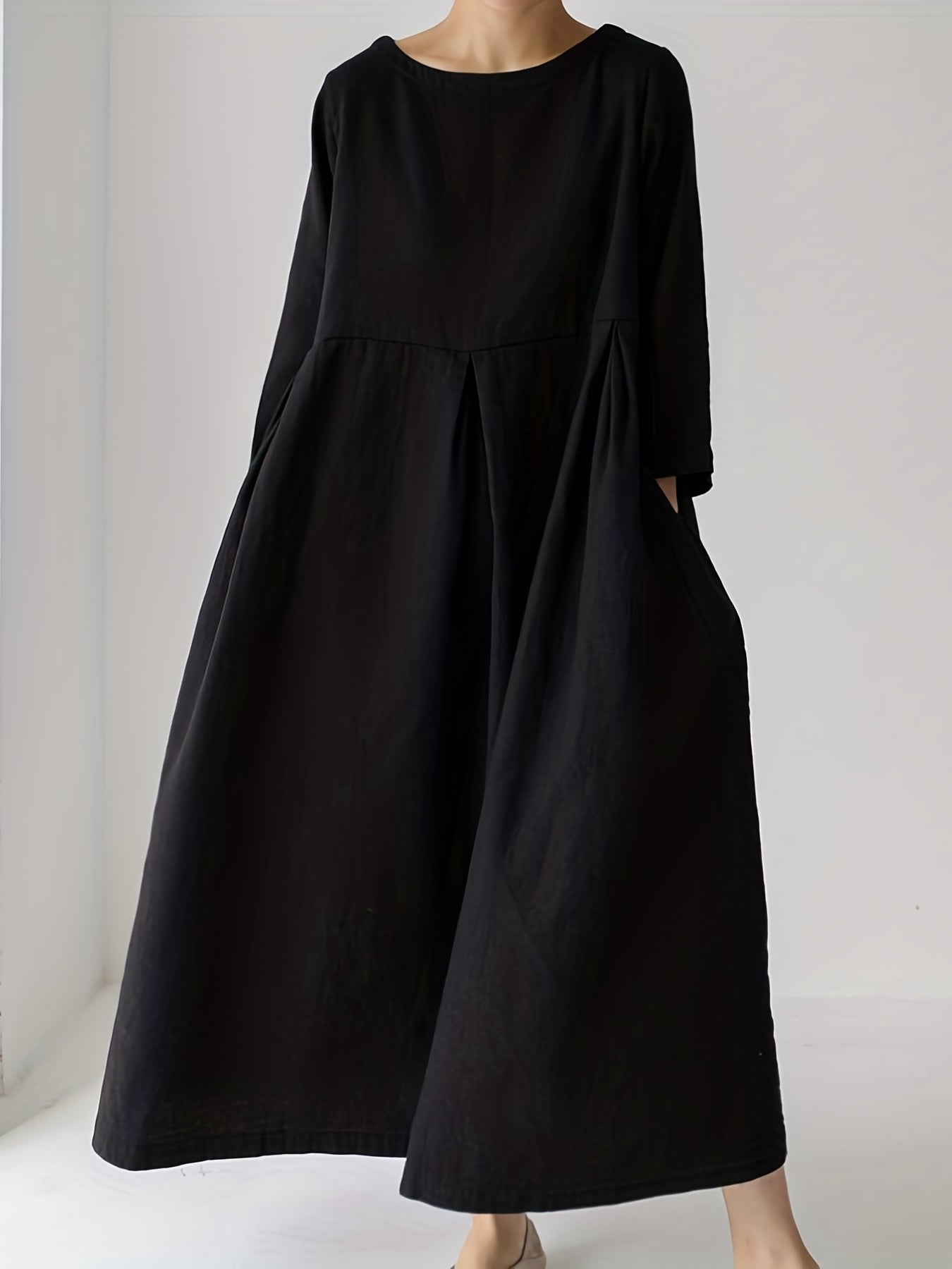 Chic Solid Maxi Dress with Pleated Hem