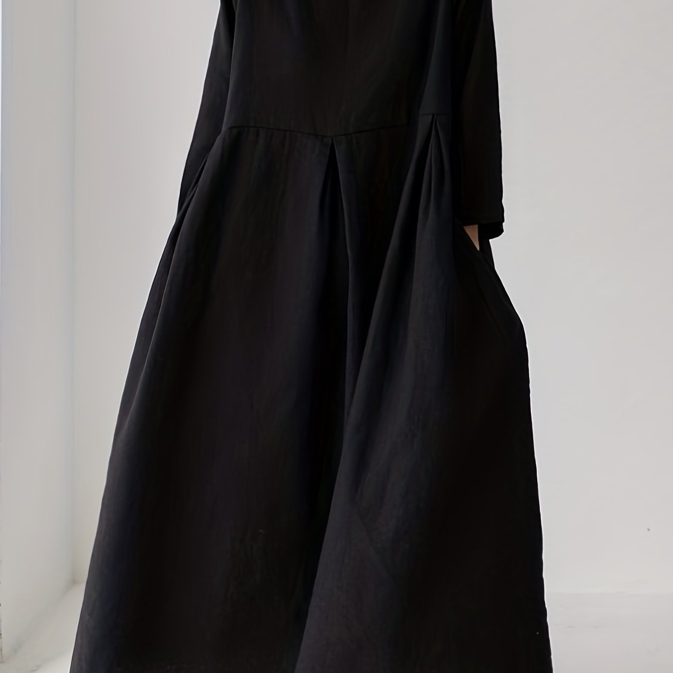 Chic Solid Maxi Dress with Pleated Hem